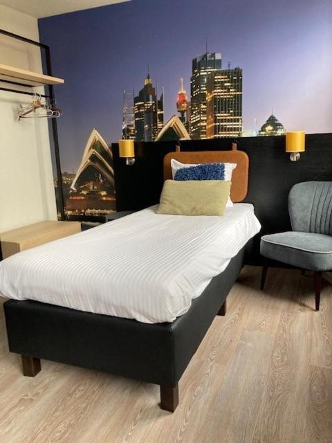 Boutique Hotel De Valk Valkenswaard Esterno foto